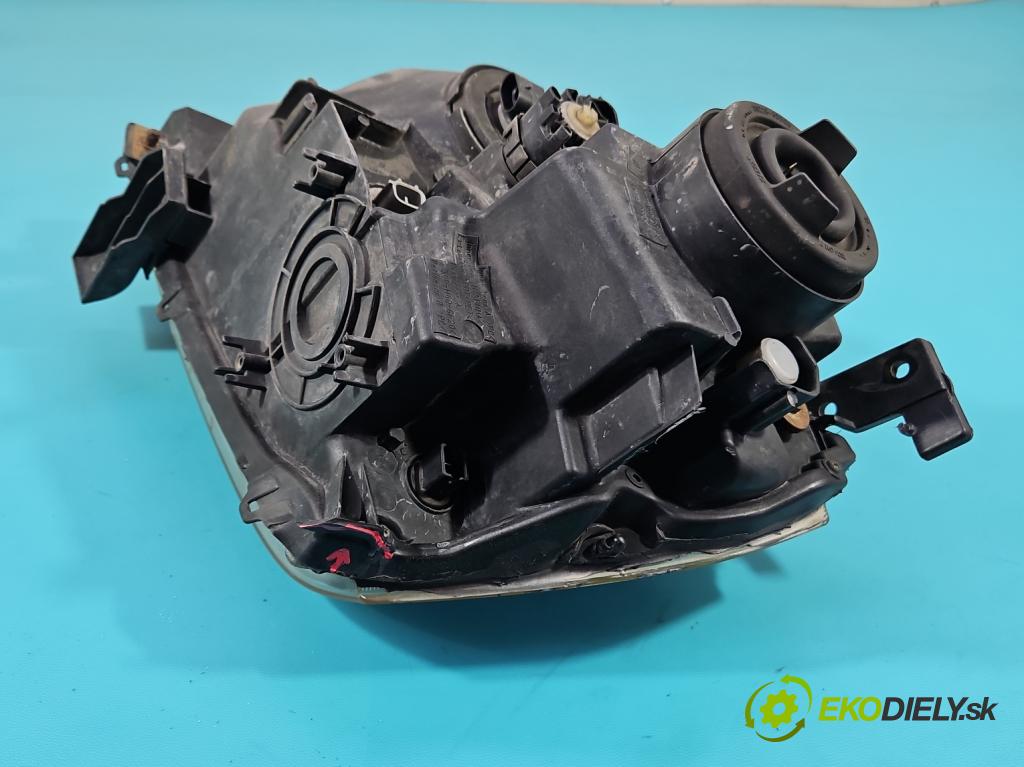 Suzuki Grand Vitara II 2005-2014 2.0 16V 140 HP manual 103 kW 1995 cm3 5- Reflektor: pravý  (Svetlo predné pravé)