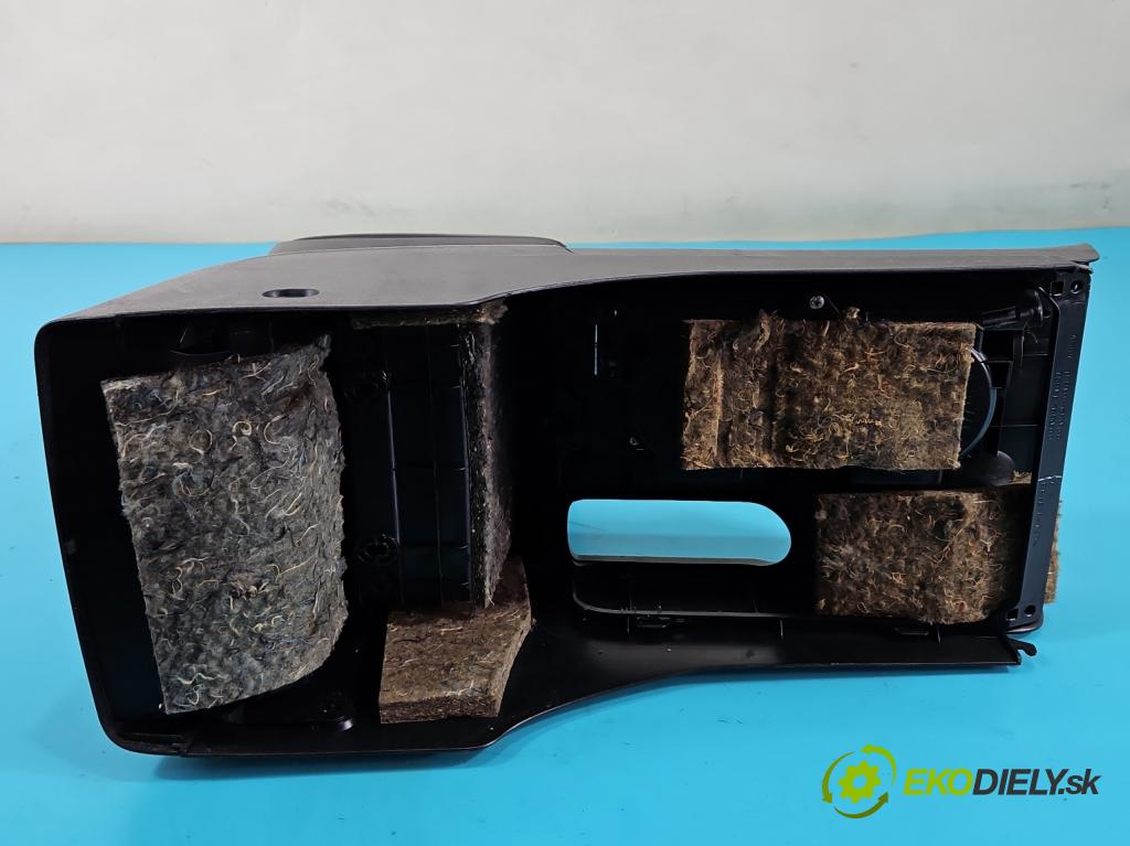 Suzuki Grand Vitara II 2005-2014 2.0 16V 140 HP manual 103 kW 1995 cm3 5- operadlo 75910-65J00 (Lakťová opierka)