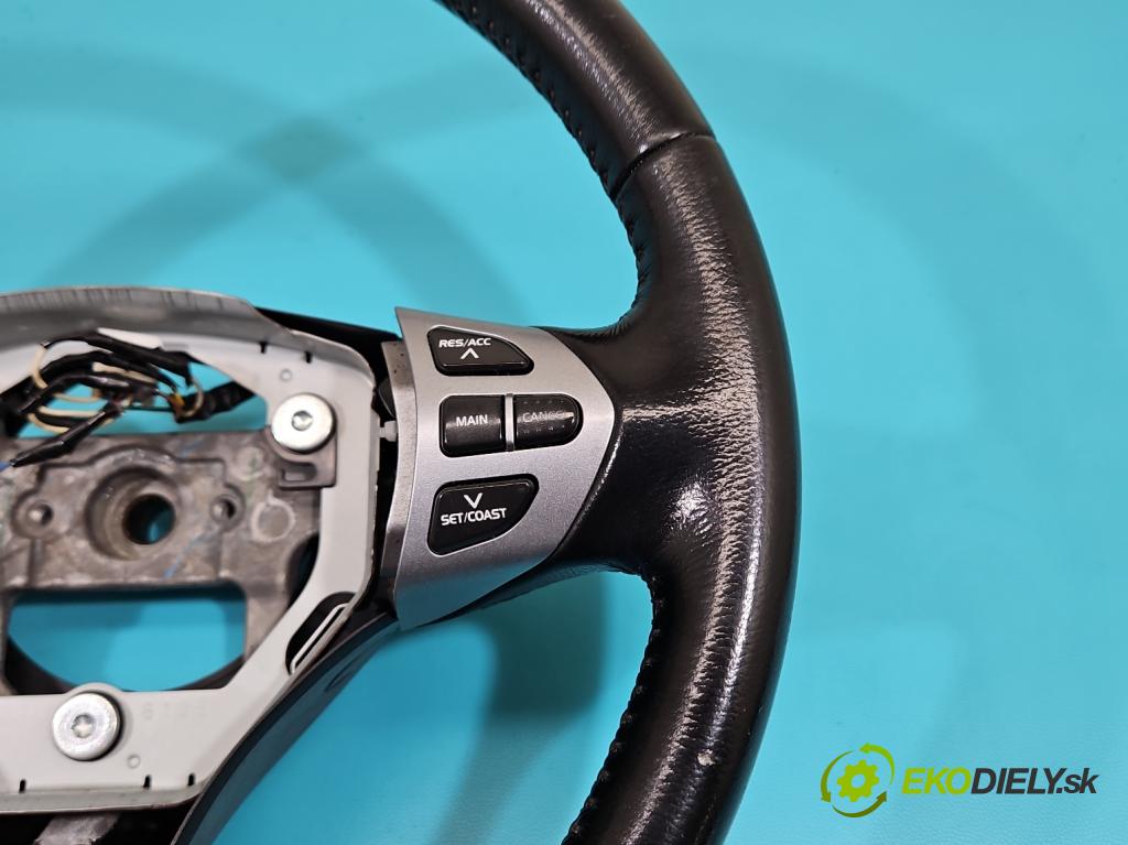 Suzuki Grand Vitara II 2005-2014 2.0 16V 140 HP manual 103 kW 1995 cm3 5- volant  (Volant)