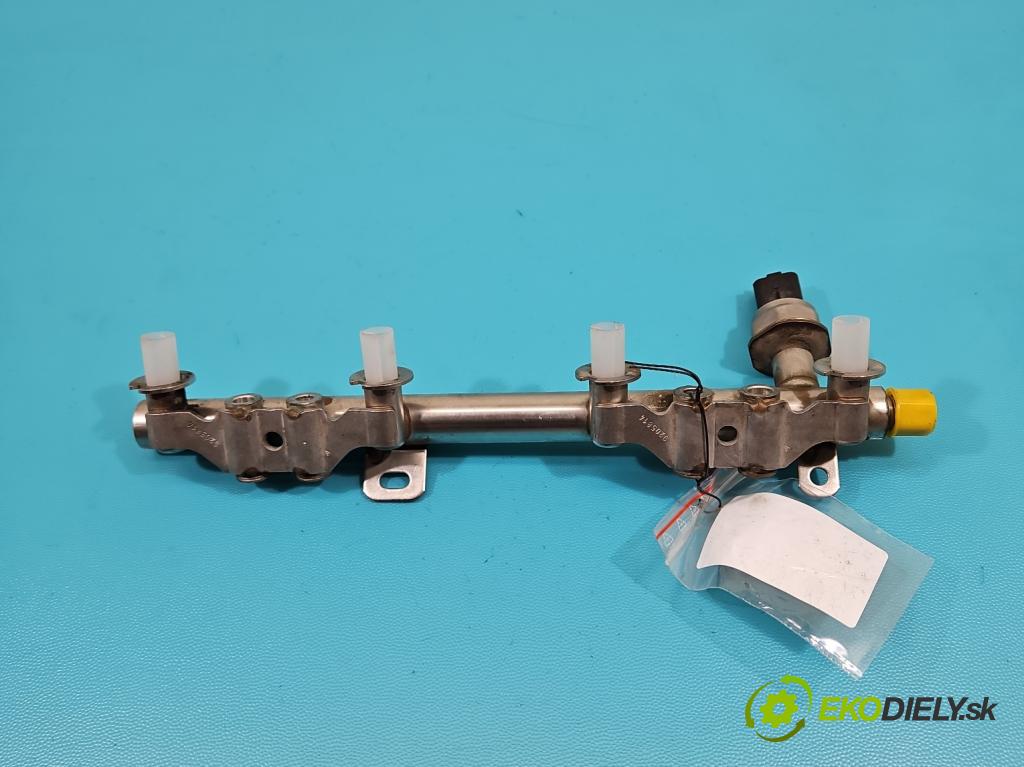 Nissan Juke I 2010-2019 1.2 T 116 HP manual 85 kW 1197 cm3 5- lišta vstrekovacia 175204385R (Vstrekovacia lišta)