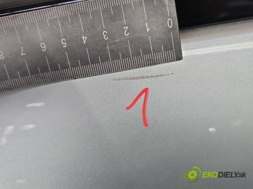 Mercedes ML W164 2005-2011 3.0 cdi (642940) 224hp automatic 165 kW 2987 cm3 5- dvere predné ľavé  (Kľučka dverí ostatné)