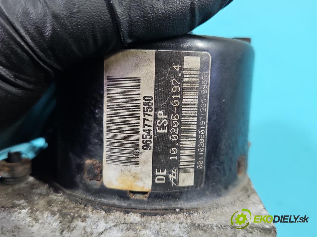 Peugeot 1007 1.4 hdi 68 HP manual 50 kW 1398 cm3 3- čerpadlo abs 9654777580 (Pumpa ABS)