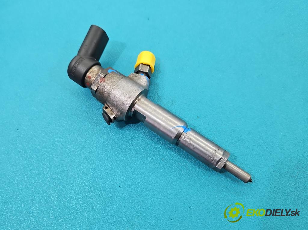 Peugeot 1007 1.4 hdi 68 HP manual 50 kW 1398 cm3 3- vstrek 9655304880 (Vstrekovač paliva)