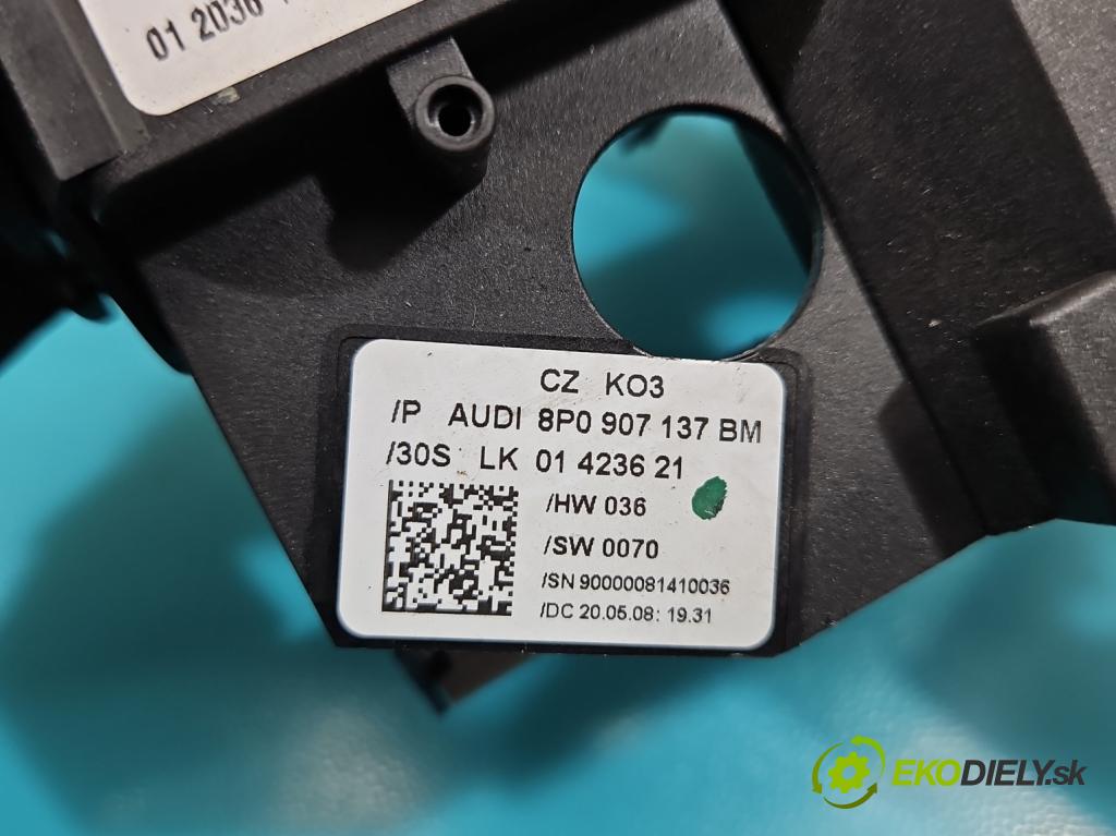 Audi A3 8P 2003-2012 1.4 TFSI 125 HP manual 92 kW 1390 cm3 5- prepínač komplex: 8P0953519A (Prepínacie páčky pod volantom)