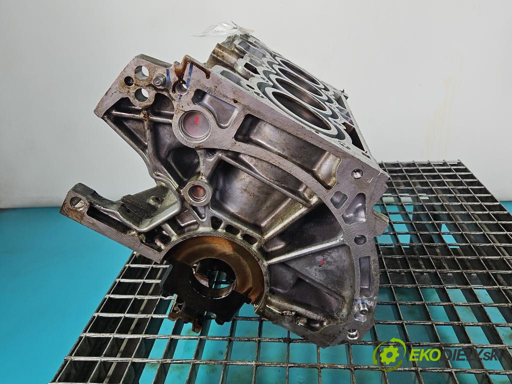 Nissan Juke I 2010-2019 1.2 T 116 HP manual 85 kW 1197 cm3 5- Blok motora HRA2 (Blok motora)