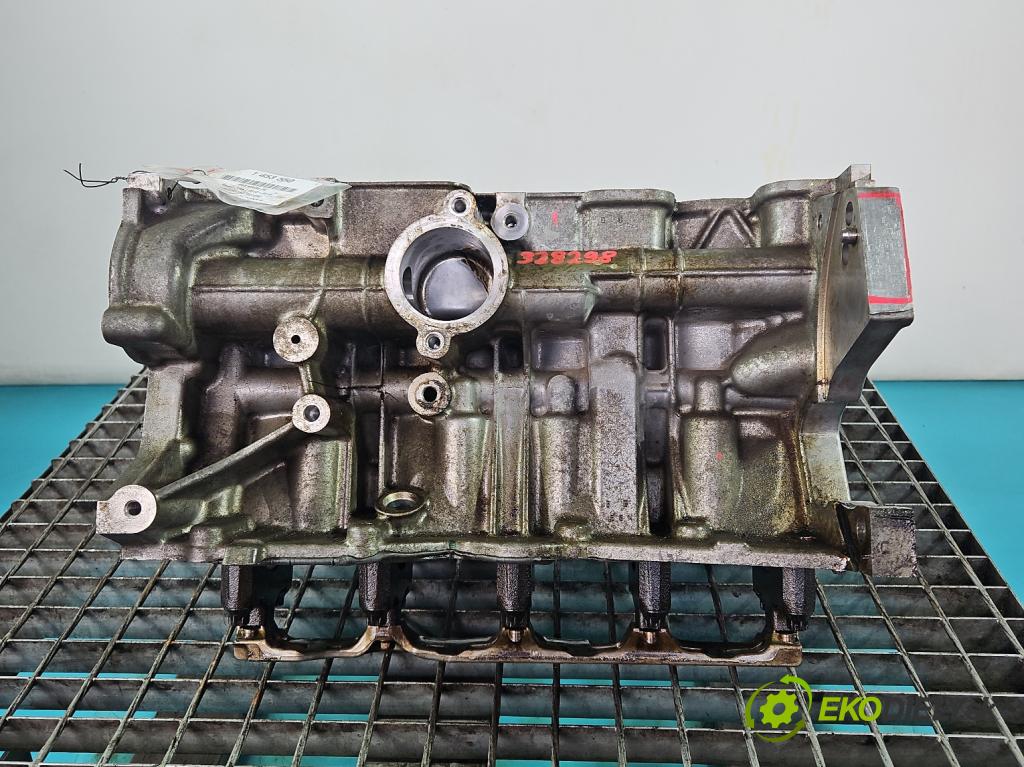 Nissan Juke I 2010-2019 1.2 T 116 HP manual 85 kW 1197 cm3 5- Blok motora HRA2 (Blok motora)