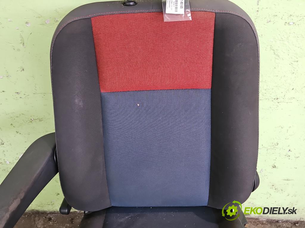 Renault Master III 2010-2019 2.3 dci 125 HP manual 92 kW 2299 cm3 5- Sedačka ľavý  (Sedadlo)