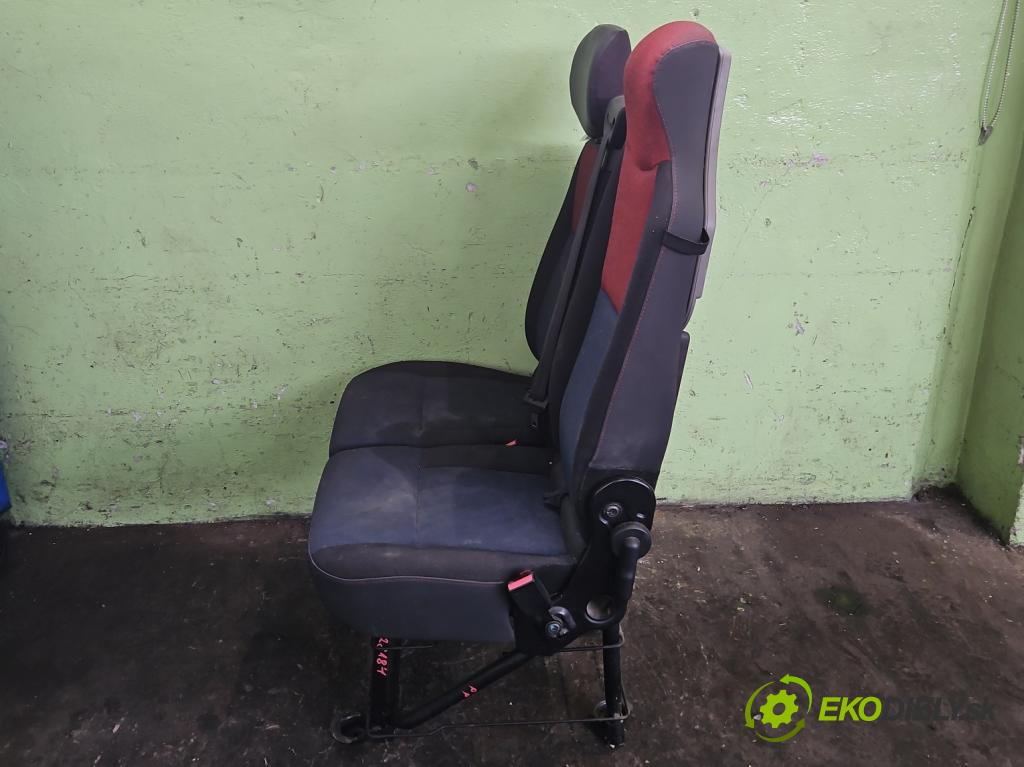 Renault Master III 2010-2019 2.3 dci 125 HP manual 92 kW 2299 cm3 5- Sedačka pravý  (Sedadlo)