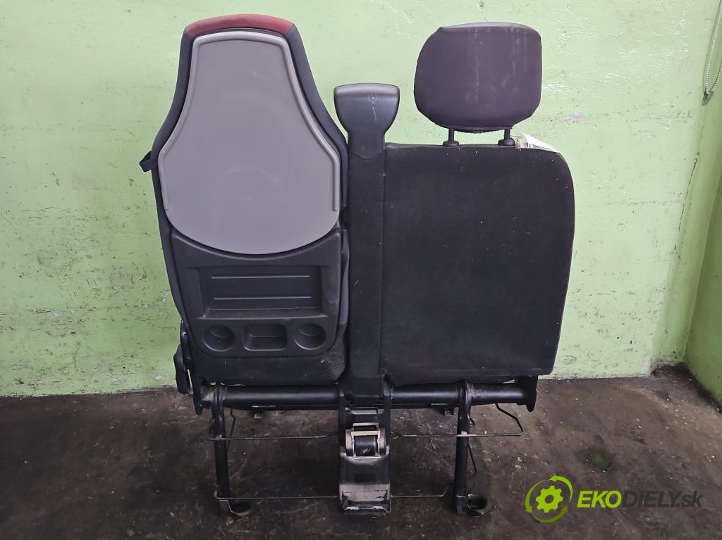 Renault Master III 2010-2019 2.3 dci 125 HP manual 92 kW 2299 cm3 5- Sedačka pravý  (Sedadlo)