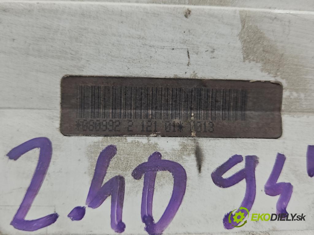 Vw Transporter T4 1990-2003 2.4d 77 HP manual 57 kW 2370 cm3 5- prístrojovka/ budíky 110008472/077 (Prístrojová doska)