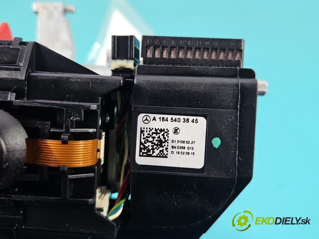 Mercedes ML W164 2005-2011 3.0 cdi (642940) 224hp automatic 165 kW 2987 cm3 5- prepínač komplex: A1645403645 (Prepínacie páčky pod volantom)