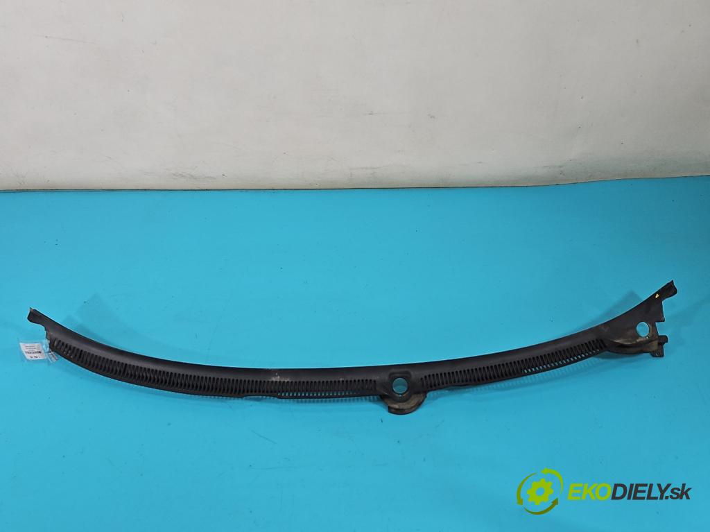 Audi A4 B6 2000-2004 2.0 20V (ALT) 131 HP automatic 96 kW 1984 cm3 4- torpédo 8E1819403 (Torpédo (plast pod čelným sklom))