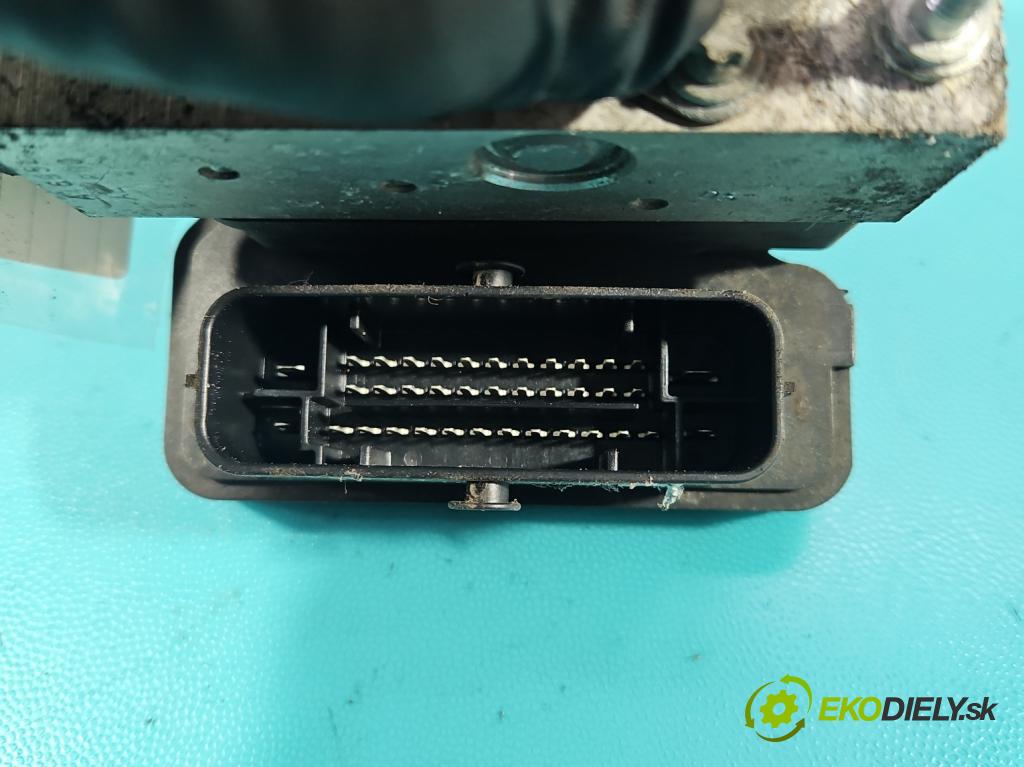 Renault Clio IV 2012-2020 1.1 16V 75 HP manual 55 kW 1149 cm3 5- čerpadlo abs 476601203R (Pumpa ABS)