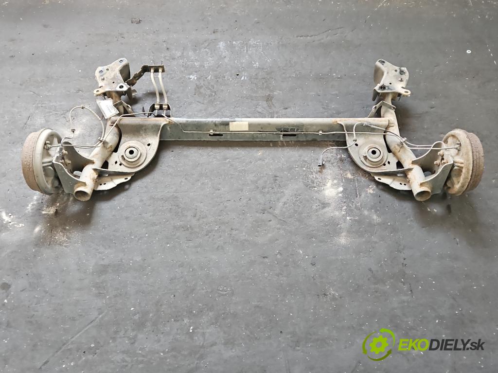 Renault Clio IV 2012-2020 1.1 16V 75 hp manual 55 kW 1149 cm3 5- zadní výztuha  (Výztuhy zadní)