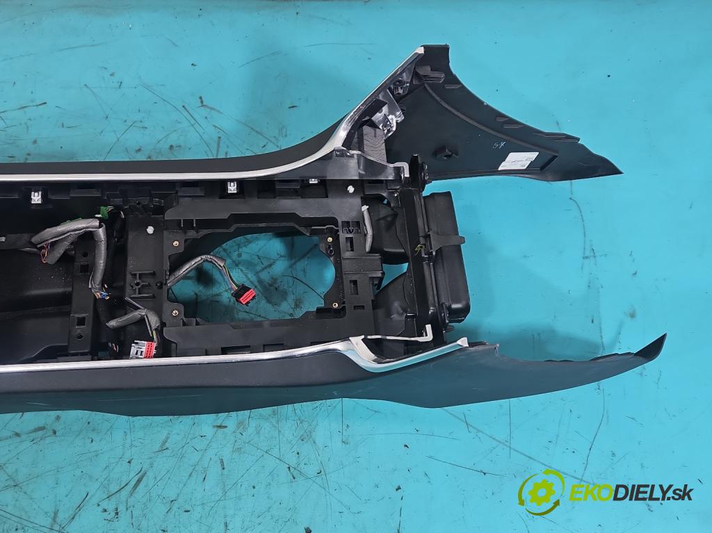 Jaguar XE X760 2015-2024 2.0d 179KM automatic 132 kW 1999 cm3 4- loketní opěrka  (Loketní opěrka)