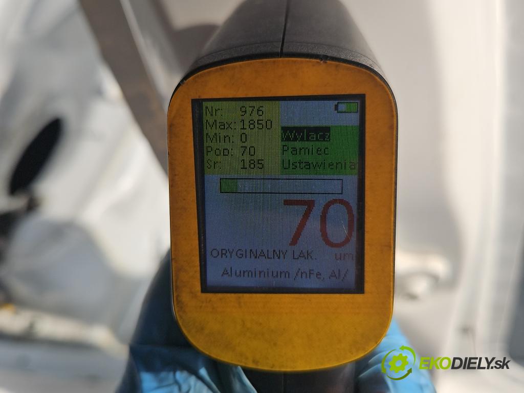 Jaguar XE 2015-2024 2.0d 179KM automatic 132 kW 1999 cm3 4- práh pravý  (Ostatní)