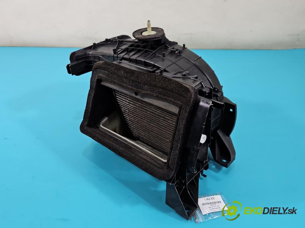 Jaguar XE X760 2015-2024 2.0d 179KM automatic 132 kW 1999 cm3 4- radiátor  (Radiátory topení)