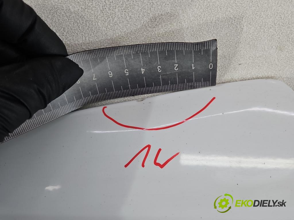 Renault Clio IV 2012-2020 1.1 16V 75 HP manual 55 kW 1149 cm3 5- kapota predná