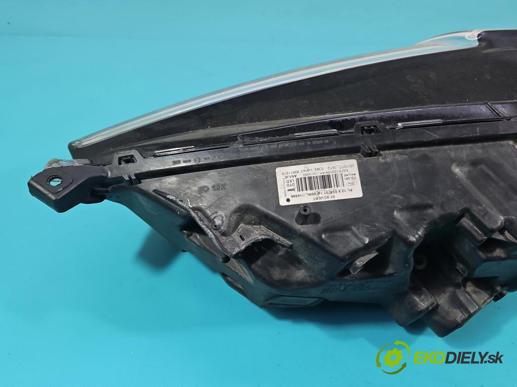 Ford Mondeo Mk5 2014-2022 2.0 tdci 179KM automatic 132 kW 1997 cm3 5- Reflektor: pravý ES73-13D154-AH (Svetlo predné pravé)