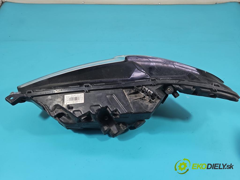 Ford Mondeo Mk5 2014-2022 2.0 tdci 179KM automatic 132 kW 1997 cm3 5- Reflektor: pravý ES73-13D154-AH (Svetlo predné pravé)