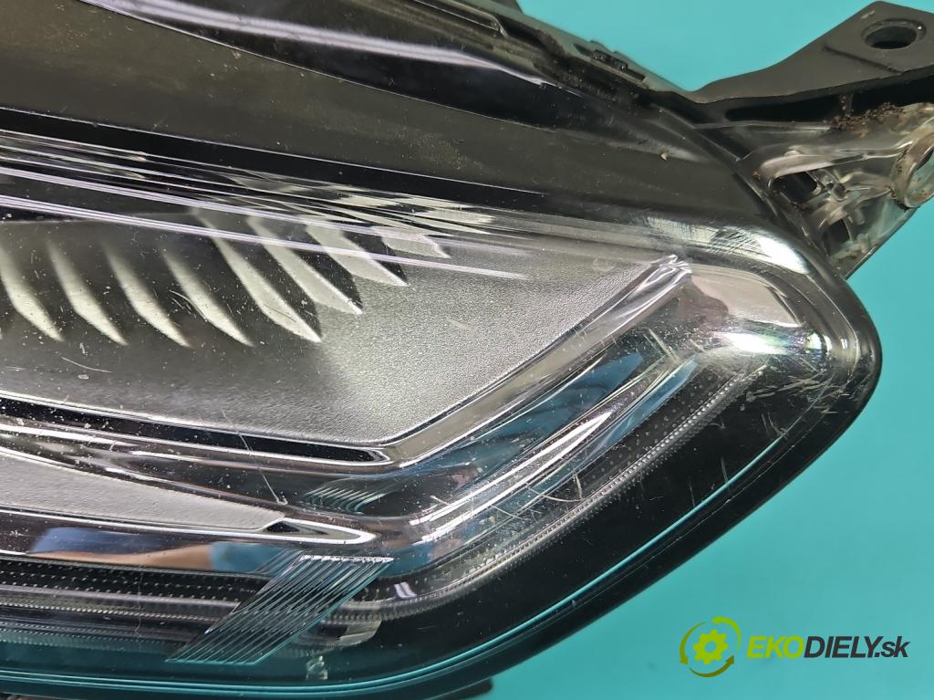 Ford Mondeo Mk5 2014-2022 2.0 tdci 179KM automatic 132 kW 1997 cm3 5- Reflektor: pravý ES73-13D154-AH (Svetlo predné pravé)