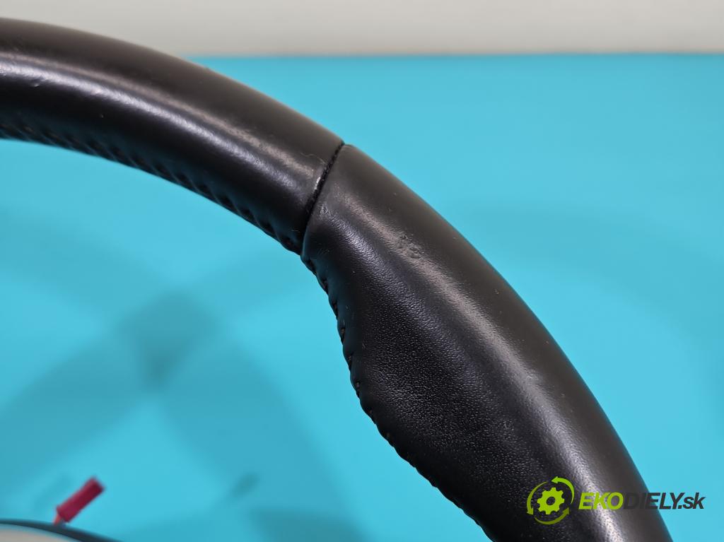 Jaguar XE 2015-2024 2.0d 179KM automatic 132 kW 1999 cm3 4- volant GX7M-3F563-JC8PVJ (Volant)