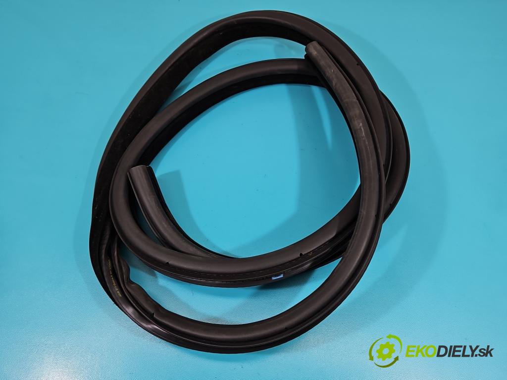 Jaguar XE X760 2015-2024 2.0d 179KM automatic 132 kW 1999 cm3 4- Těsnění: dveře zadní pravé GX73-253A10-A (Ostatní)