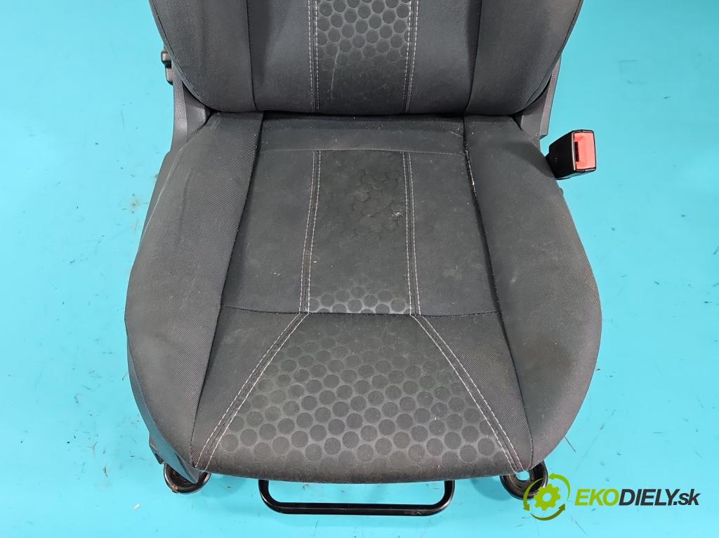 Ford Fiesta Mk7 2008-2017 1.6 16V 120 HP manual 88 kW 1596 cm3 5- Sedačka pravý  (Sedadlo)