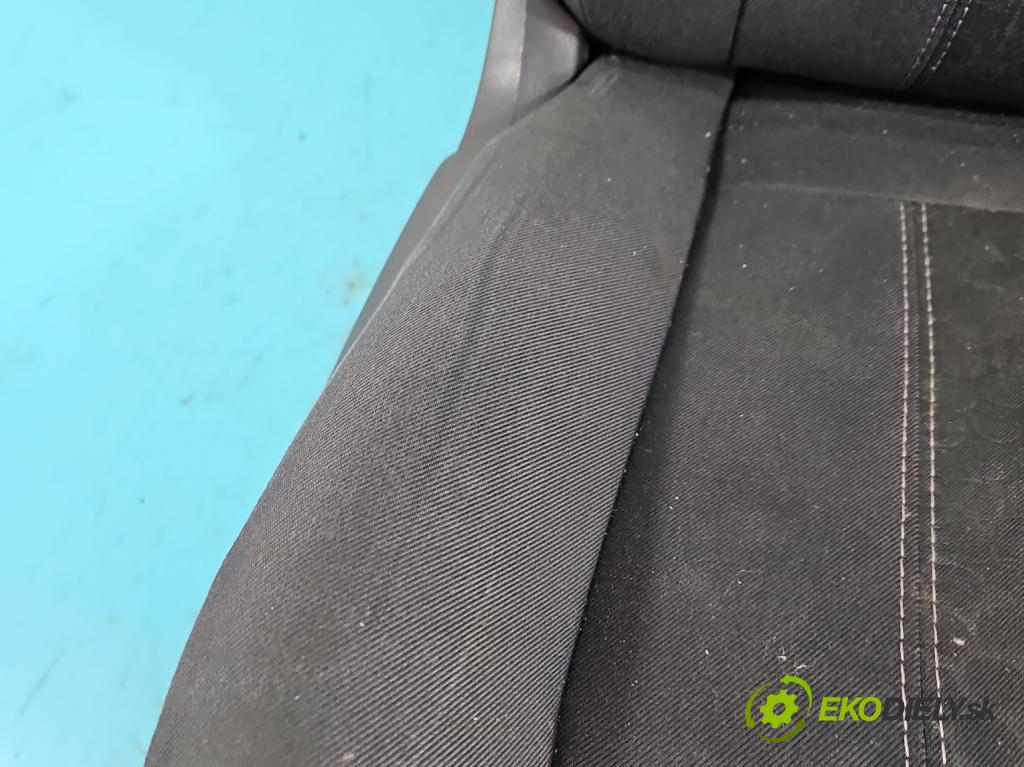 Ford Fiesta Mk7 2008-2017 1.6 16V 120 HP manual 88 kW 1596 cm3 5- Sedačka pravý  (Sedadlo)