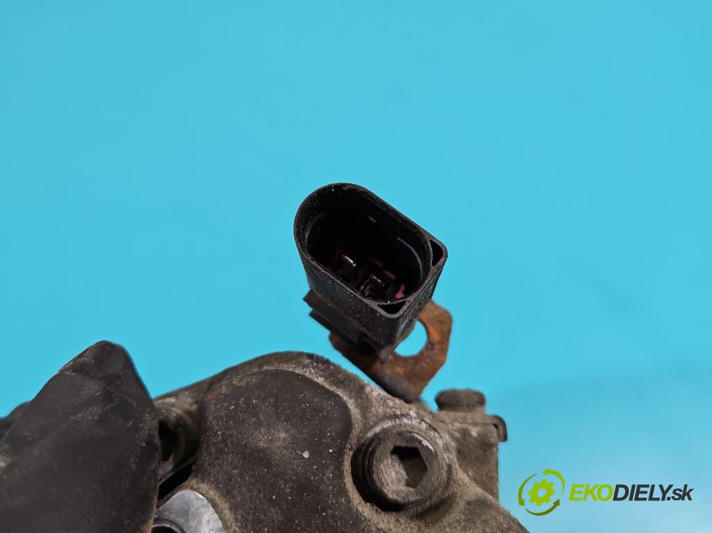 Audi A3 8L 1996-2003 1.6 SR 101 HP manual 74 kW 1595 cm3 3- Kompresor: klimatizácie 1J0820803G (Kompresor klimatizácie)