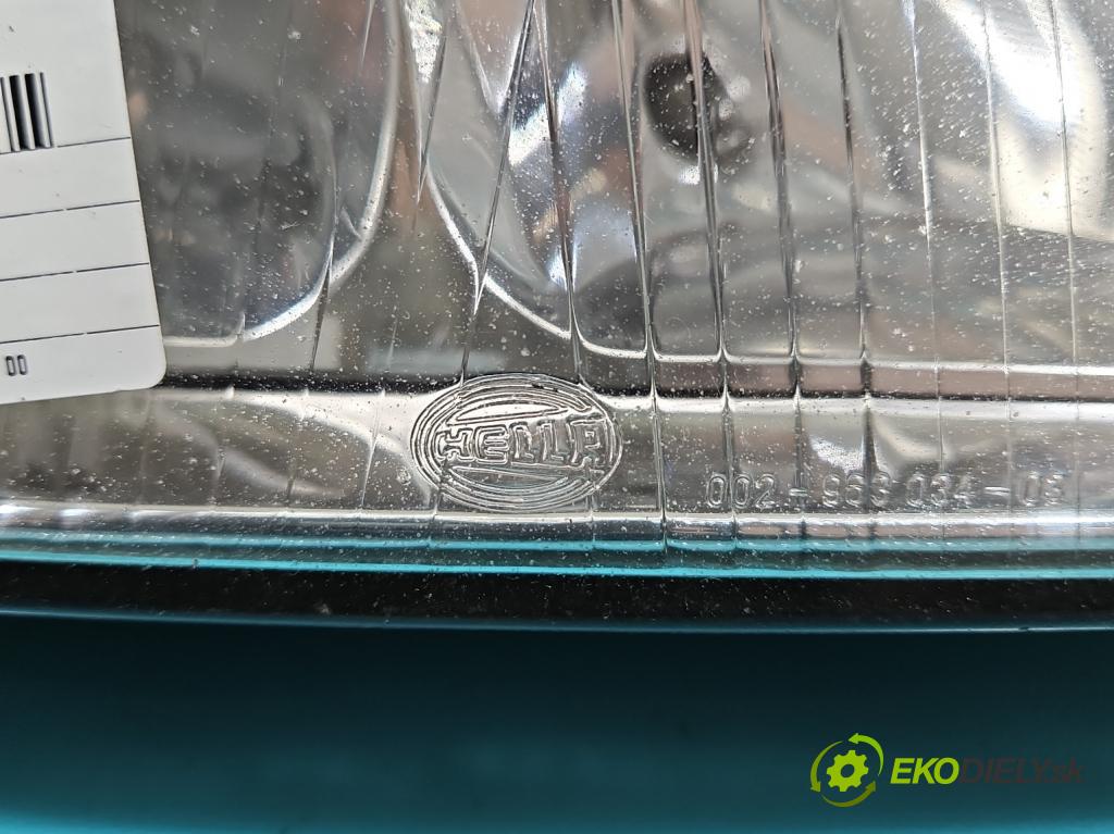 Audi A3 8L 1996-2003 1.6 SR 101 hp manual 74 kW 1595 cm3 3- světlo pravý  (Pravé)