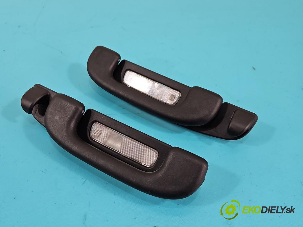 Mercedes ML W164 2005-2011 17 Rozstrapkané: materiál