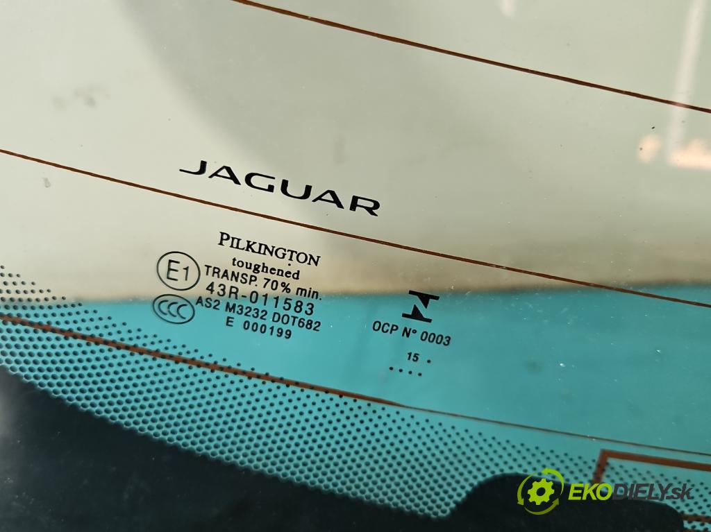 Jaguar XE 2015-2024 2.0d 179KM automatic 132 kW 1999 cm3 4- sklo zadná  (Sklo zadné)