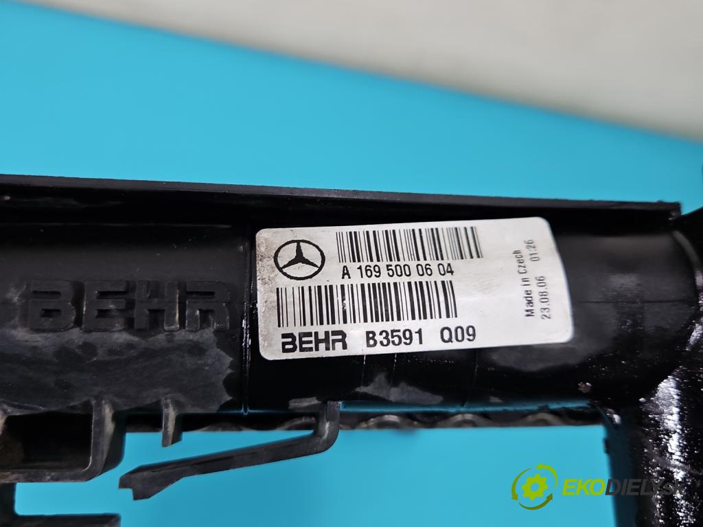 Mercedes A W169 2004-2012 1.5 95 HP manual 70 kW 1498 cm3 5- chladič voda: A1695000604 (Chladič vody)