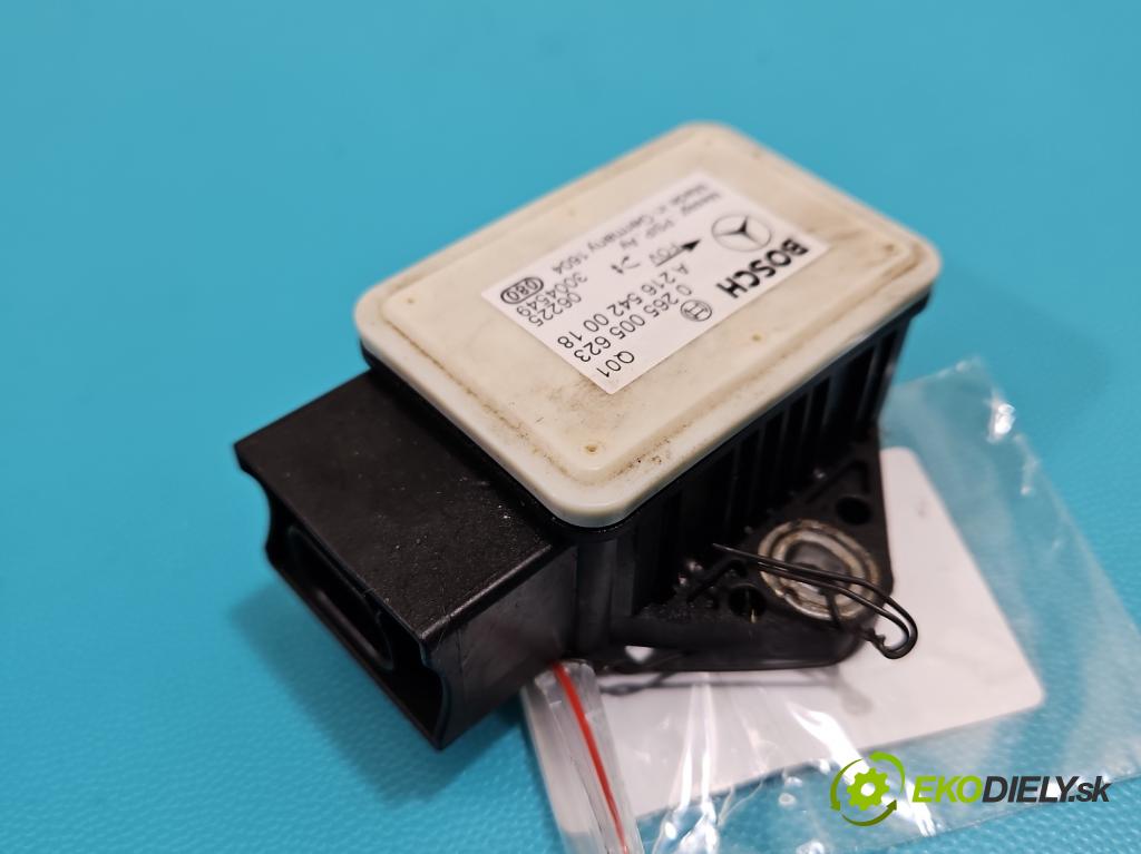 Mercedes A W169 2004-2012 1.5 95 hp manual 70 kW 1498 cm3 5- snímač ESP 0265005623