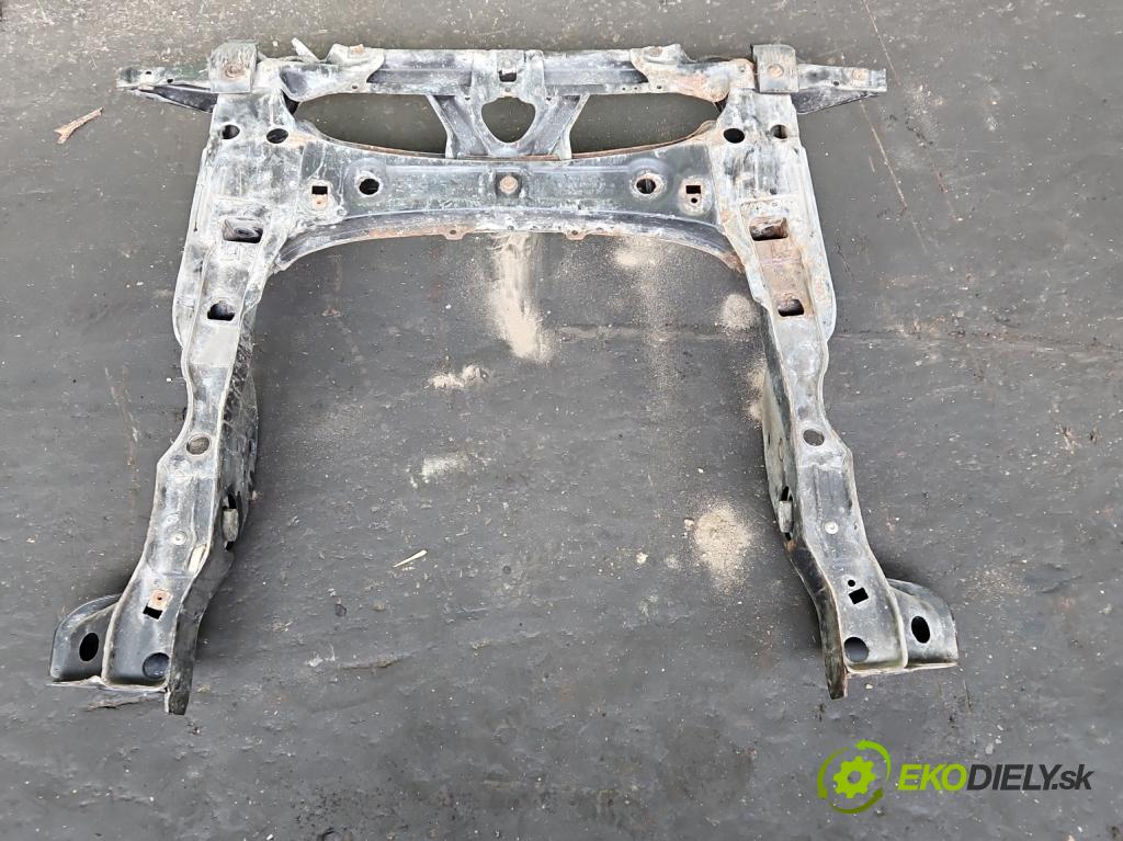 Mercedes A W169 2004-2012 1.5 95 HP manual 70 kW 1498 cm3 5- výstuha motora