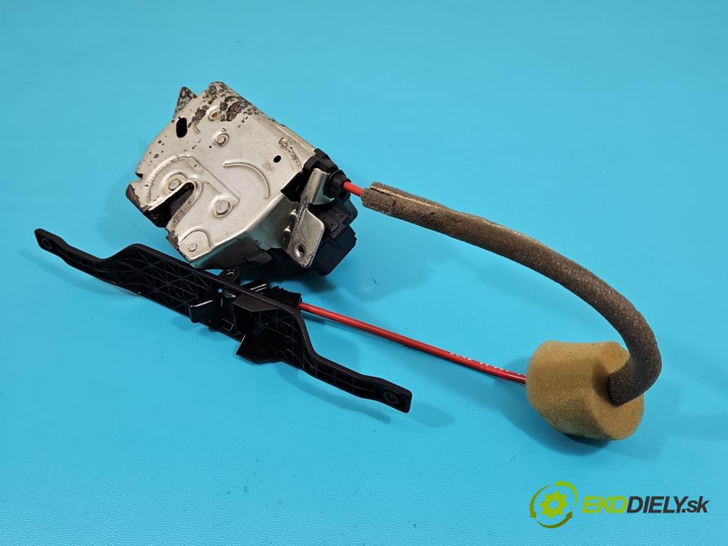 Mercedes ML W164 2005-2011 3.0 cdi 642940 224hp automatic 165 kW 2987 cm3 5- zámok kufrové dvere zadné A2117409235