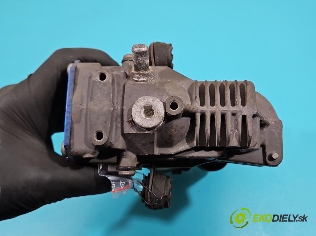 Mercedes ML W164 2005-2011 3.0 cdi (642940) 224hp automatic 165 kW 2987 cm3 5- čerpadlo pozastavení: A2213201604