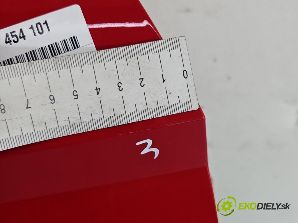 Seat Ibiza V KJ 2017- 1.0 TSI 95 HP manual 70 kW 999 cm3 5- dvere predné pravé  (Kľučka dverí ostatné)