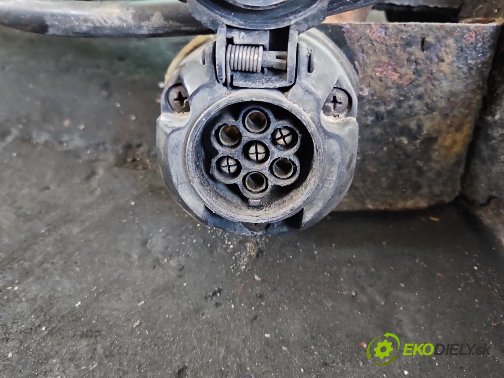 Renault Master III 2010-2019 2.3 dci 125 hp manual 92 kW 2299 cm3 5- oko tažné  (Tažná zařízení)