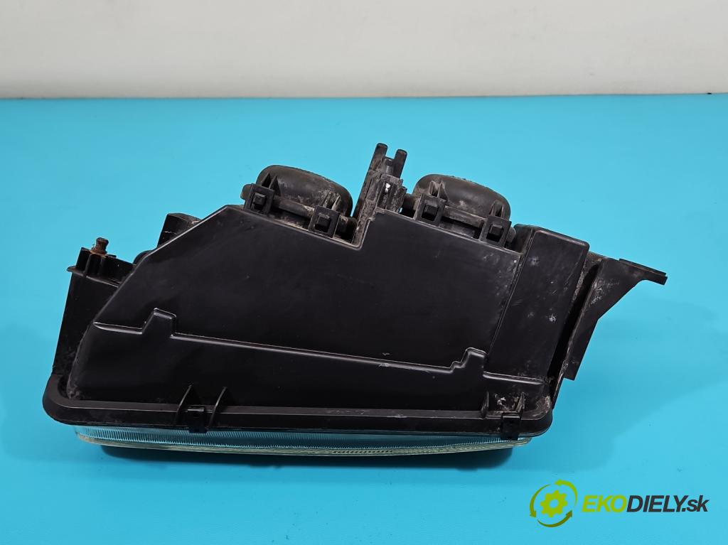 Mazda 626 2.0 16V 116 HP manual 85 kW 1991 cm3 4- Reflektor: pravý  (Svetlo predné pravé)