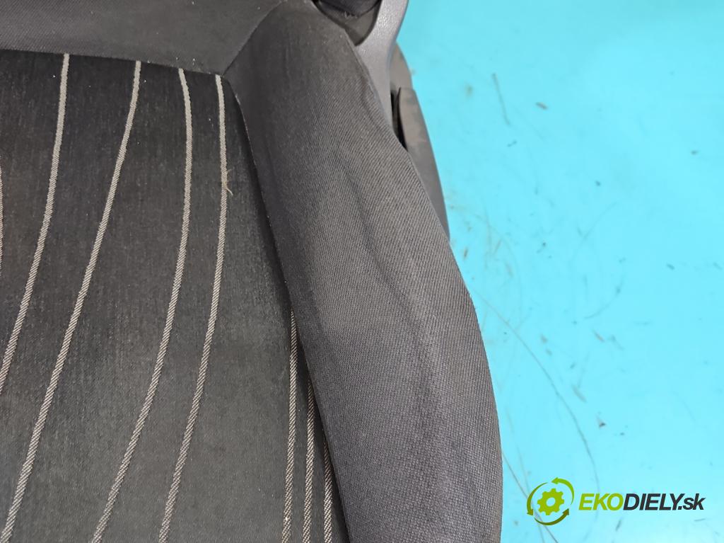 Opel Corsa D 2006-2014 1.2 16V 80 HP manual 59 kW 1229 cm3 3- Sedačka ľavý  (Sedadlo)