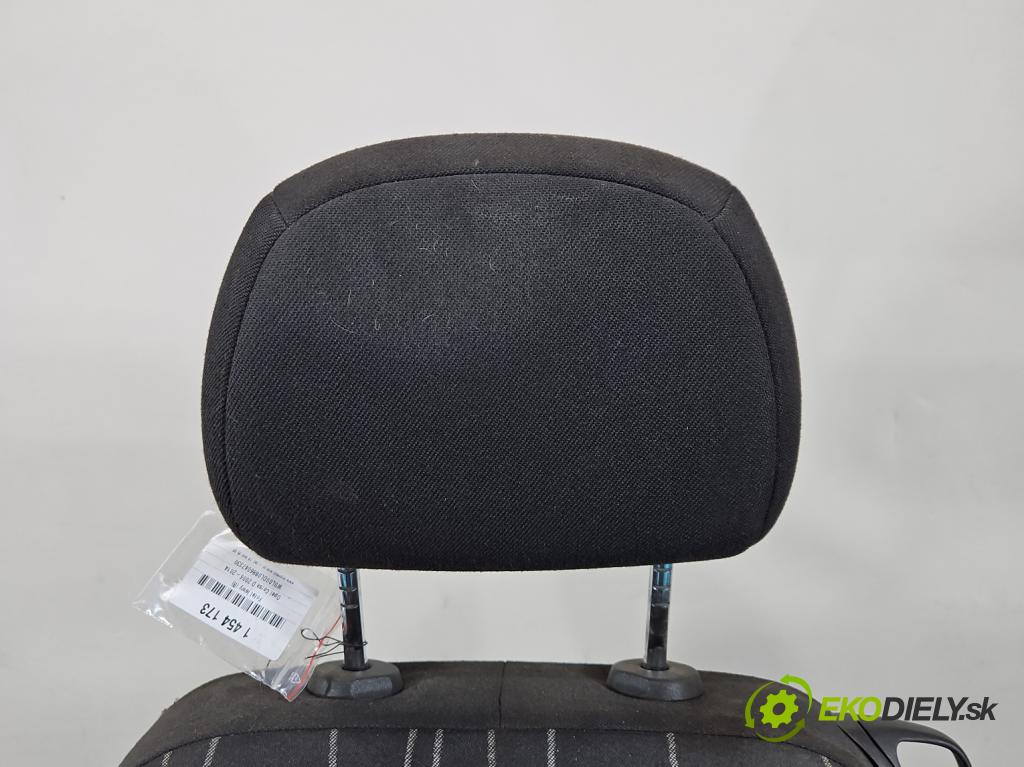 Opel Corsa D 2006-2014 1.2 16V 80 HP manual 59 kW 1229 cm3 3- Sedačka ľavý  (Sedadlo)