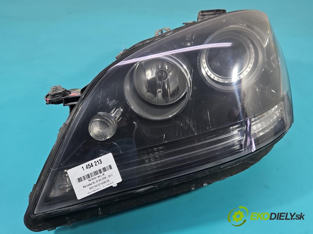 Mercedes ML W164 2005-2011 3.0 cdi 642940 224hp automatic 165 kW 2987 cm3 5- Reflektor: ľavý  (Kľučka dverí ostatné)
