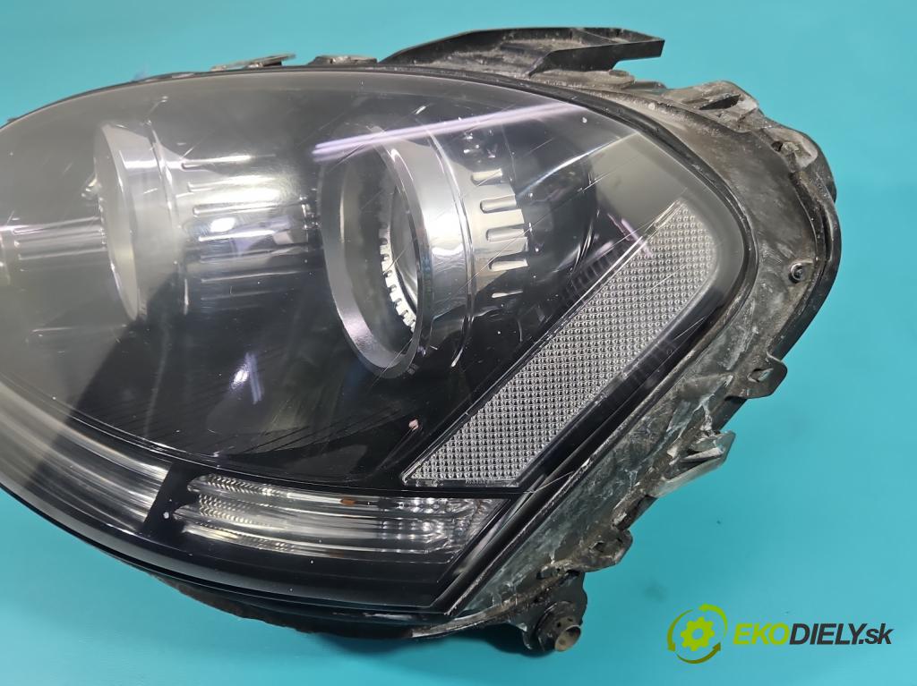 Mercedes ML W164 2005-2011 3.0 cdi 642940 224hp automatic 165 kW 2987 cm3 5- Reflektor: ľavý  (Kľučka dverí ostatné)