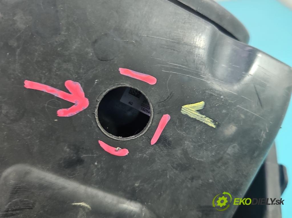 Mercedes ML W164 2005-2011 3.0 cdi (642940) 224hp automatic 165 kW 2987 cm3 5- Reflektor: pravý  (Svetlo predné pravé)