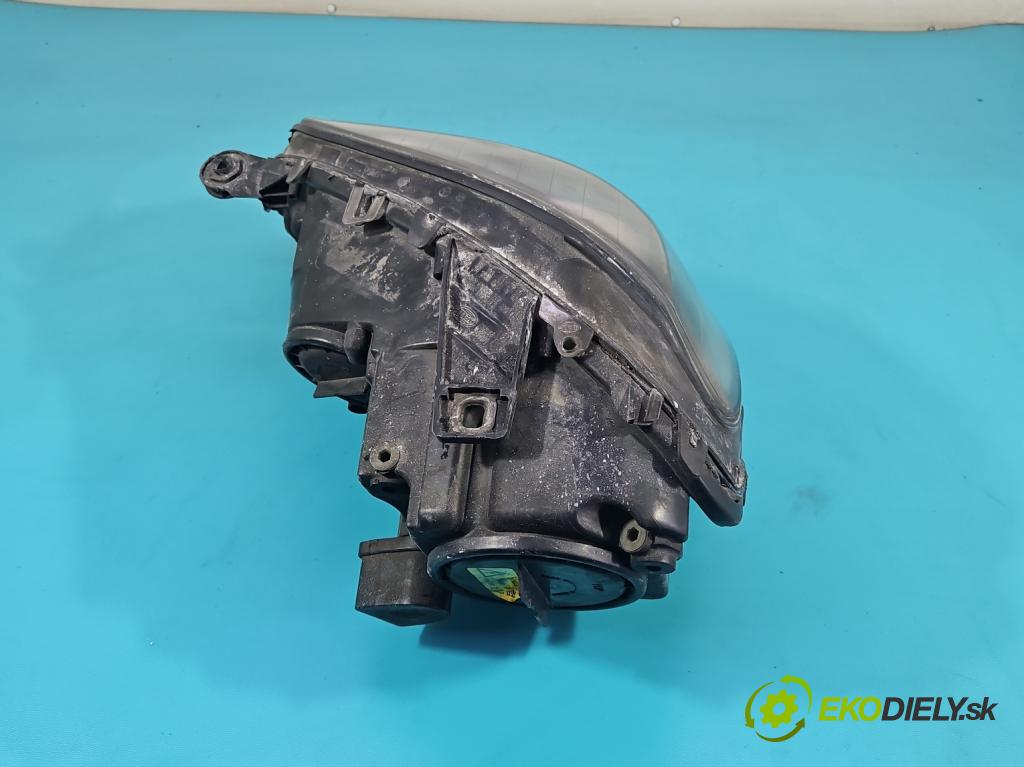 Mercedes ML W164 2005-2011 3.0 cdi (642940) 224hp automatic 165 kW 2987 cm3 5- Reflektor: pravý  (Svetlo predné pravé)