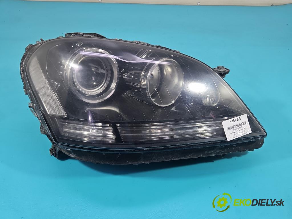 Mercedes ML W164 2005-2011 3.0 cdi (642940) 224hp automatic 165 kW 2987 cm3 5- Reflektor: pravý  (Svetlo predné pravé)