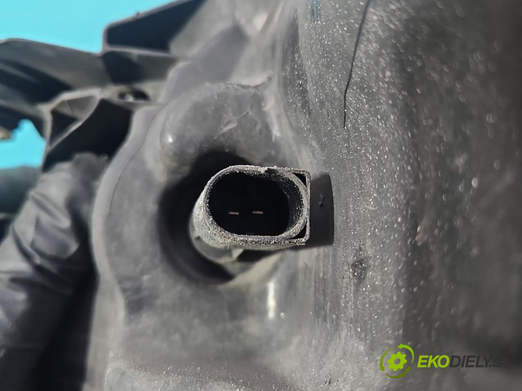 Mercedes ML W164 2005-2011 3.0 cdi (642940) 224hp automatic 165 kW 2987 cm3 5- Reflektor: pravý  (Svetlo predné pravé)