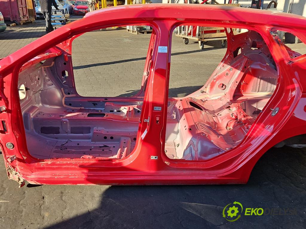 Seat Ibiza V KJ 2017- 1.0 TSI 95 hp manual 70 kW 999 cm3 5- práh levý  (Karoserie ostatní)